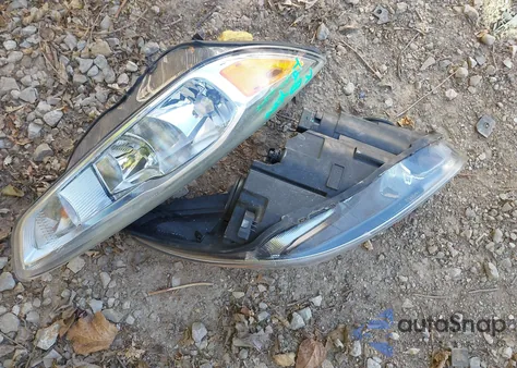 2015 Ford Focus Titanium z USA, uszkodzony, nr VIN 1FADP3J23FL383637